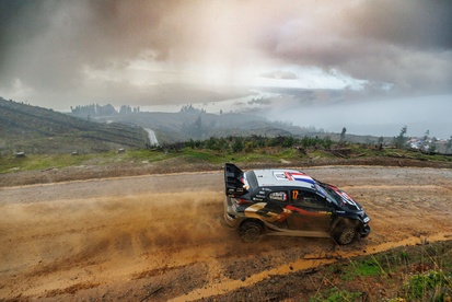 images-amp-6n9ZE8MY-s2-sebastien-ogier-vincent-landai