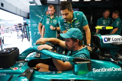 images-amp-0RrQkZo0-s2-fernando-alonso-aston-martin-r