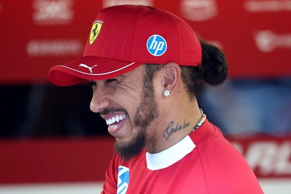 images-amp-6n9Z4PwY-s2-lewis-hamilton-ferrari