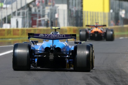 images-amp-Yv87p9L0-s2-carlos-sainz-williams