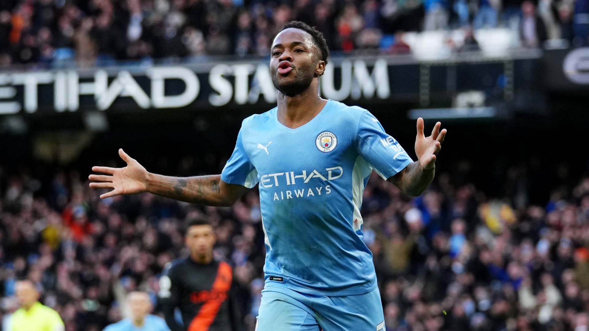 raheem-sterling-11222021-getty-ftr_1nfy7g4is1wck1mbkdy1rlkv29.jpg