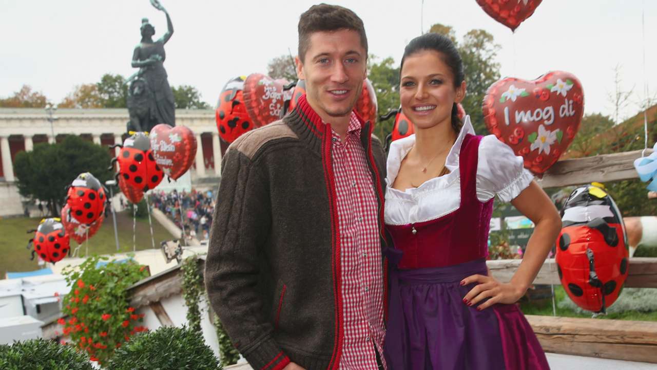 Prost Bayern Munich Visit Oktoberfest Goal Com