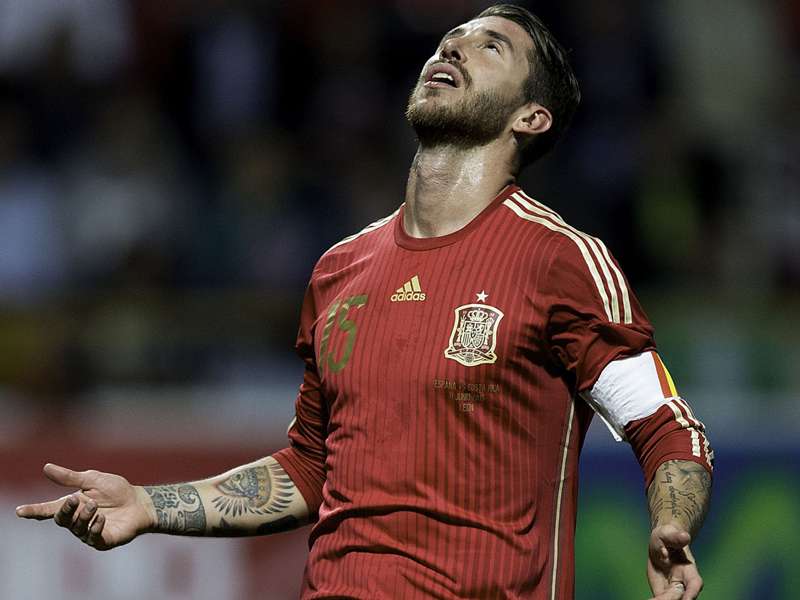Rückenschmerzen: Sergio Ramos fehlt Spanien in Rumämien ...