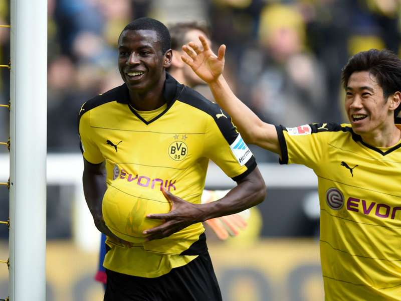 独紙評価 フル出場の香川 可もなく不可もなく 酒井高は奮闘を評価 Goal Com