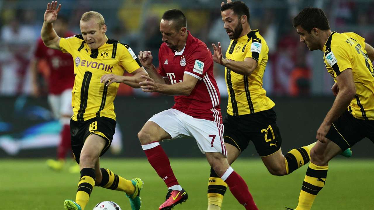 Borussia Dortmund Vs Fc Bayern Trikots Im Wandel Der Zeit Goal Com