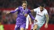 Luka Modric Vitolo Sevilla Real Madrid La Liga 15012017