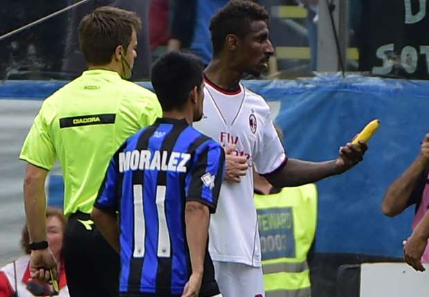 In Italia Come Nella Liga Banane Contro Constant Durante Atalanta Milan Goal Com Home » football » italy. goal com