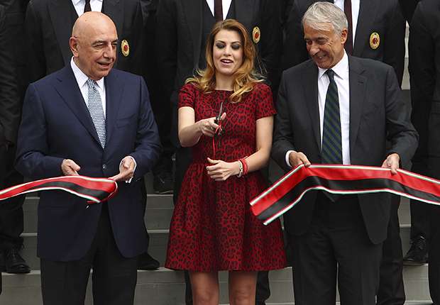 Casa Milan compie 100 giorni di vita e… un milione di incassi! Barbara Berlusconi gode tanto | Goal.com