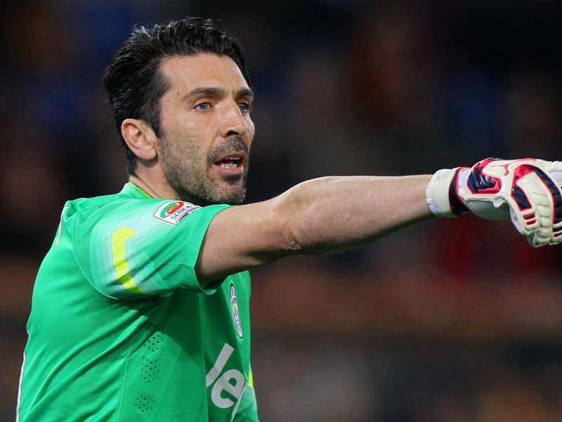Buffon Punishes Team With Training Camp Goal Com