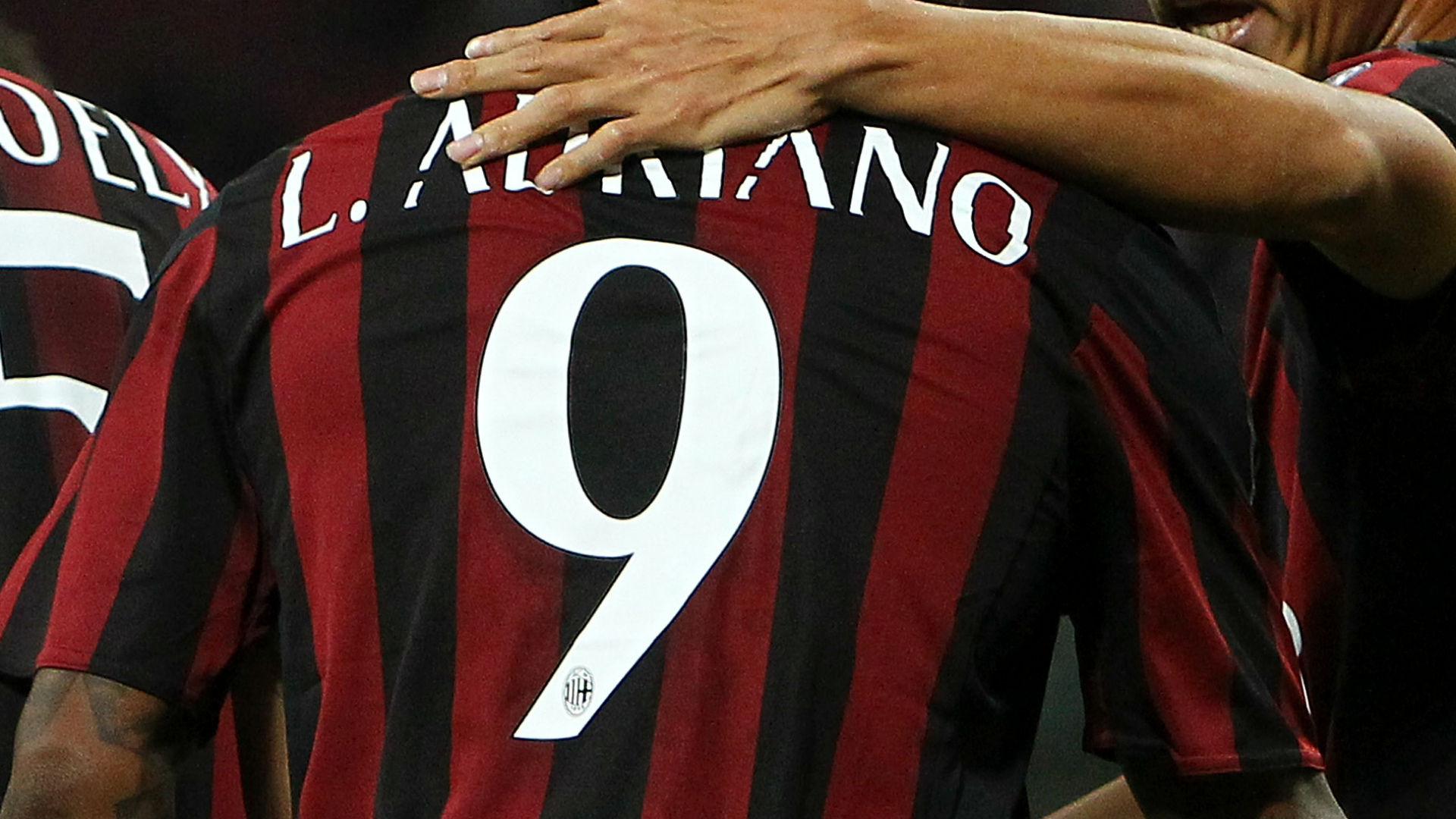 La maledizione delle maglie: la 9 del Milan, la 11 della Juve, la 7  dell'Inter | Goal.com