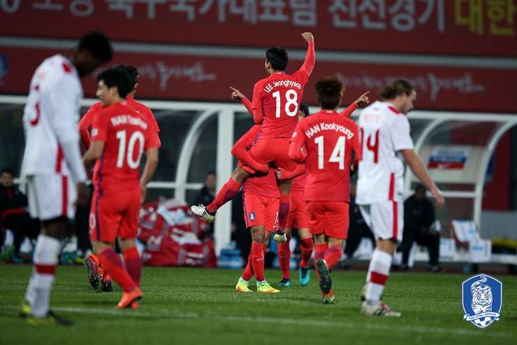 エース不在の韓国が国際親善試合でカナダに無失点勝利 15日にウズベクとの決戦へ Goal Com