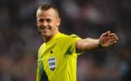 Referee Svein Oddvar Moen