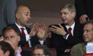 Arsene Wenger Ivan Gazidis Arsenal FC Olympiacos FC UEFA Champions League 09282011