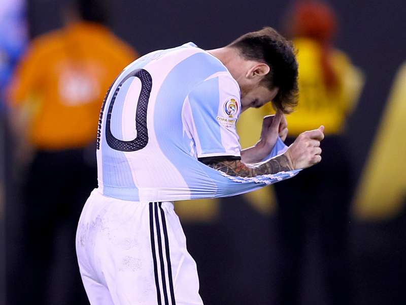 Forever In Maradona S Shadow Messi Will Never Live Up To Argentina Legend Goal Com Forever In Maradona S Shadow Messi Will Never Live Up To Argentina Legend Goal Com