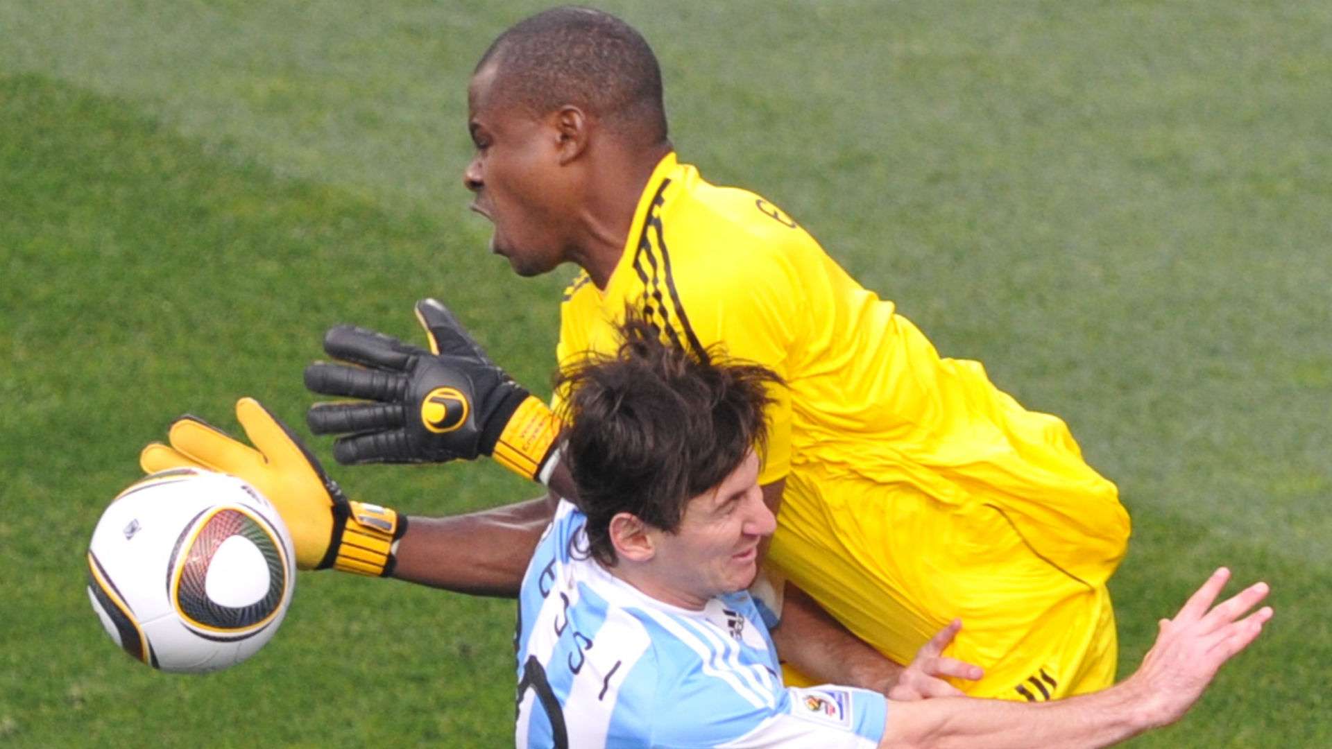 Retrospective Enyeama Vs Messi S Argentina At The 2010 World Cup Goal Com Vincent enyeama 2020 estatura (altura): retrospective enyeama vs messi s