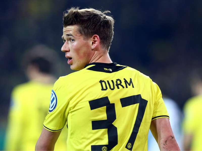 Erik Durm Gehalt Erik Durm Gehalt
