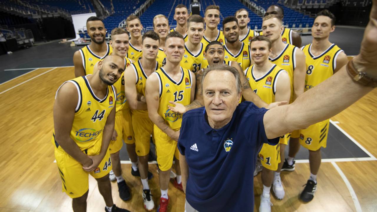 reneses euroleague zenit ile ilgili görsel sonucu