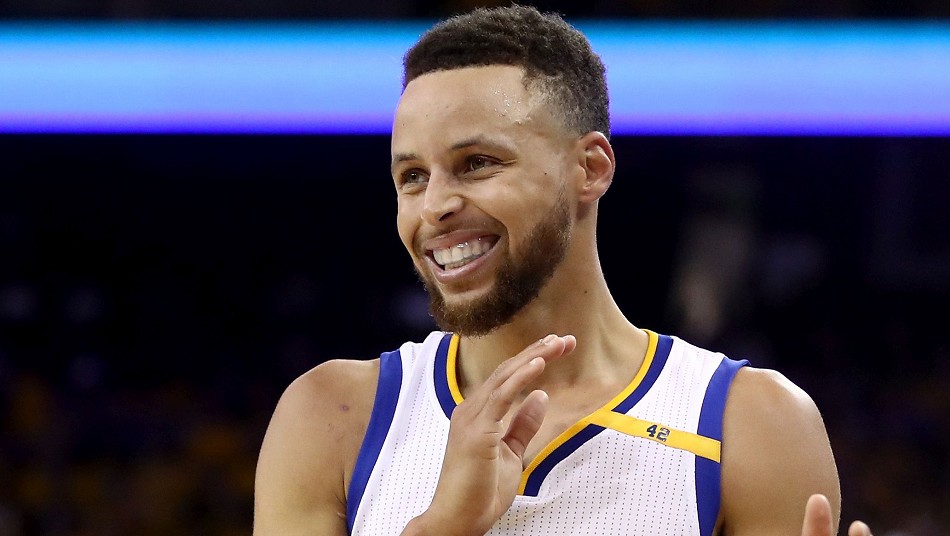 リポート ステフィン カリーがウォリアーズと5年2億100万ドルの契約に合意 Nba日本公式サイト The Official Site Of The Nba