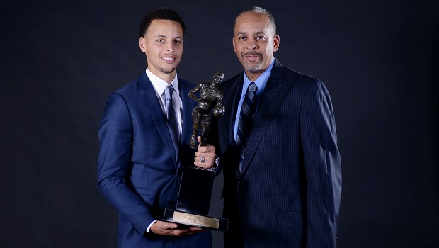 シーズンmvp受賞スピーチ S カリー 大事なのは 成功のために努力し続けること Nba日本公式サイト The Official Site Of The Nba シーズンmvp受賞スピーチ S カリー 大事なのは 成功のために努力し続けること Nba日本公式サイト The Official Site Of The Nba