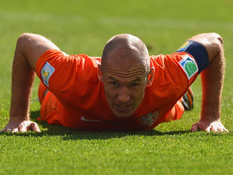 Netherlands 2-1 Mexico: Man of the Match Arjen Robben ...