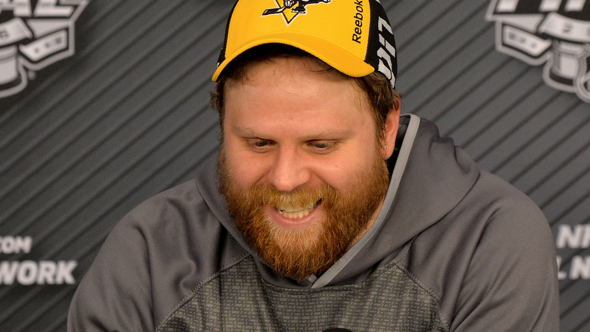 Phil Kessel has the world&rsquo;s loneliest home theater | Sporting News Canada