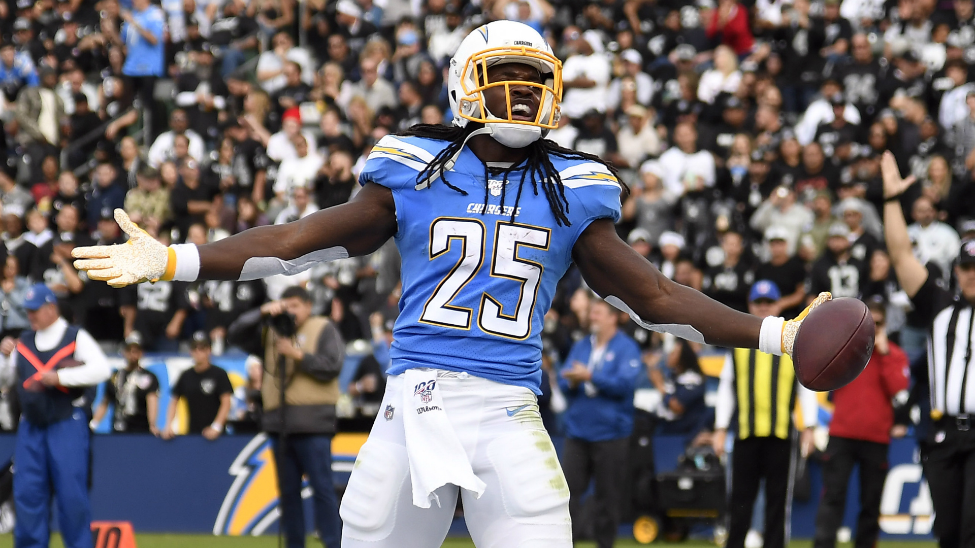 NFL free agency: Melvin Gordon stays in AFC West with ...