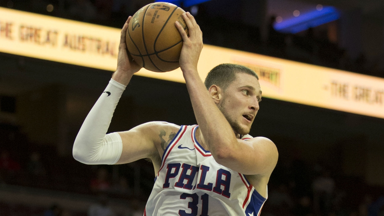 Nba Trade Lakers Acquire Muscala For Beasley Zubac Sporting News