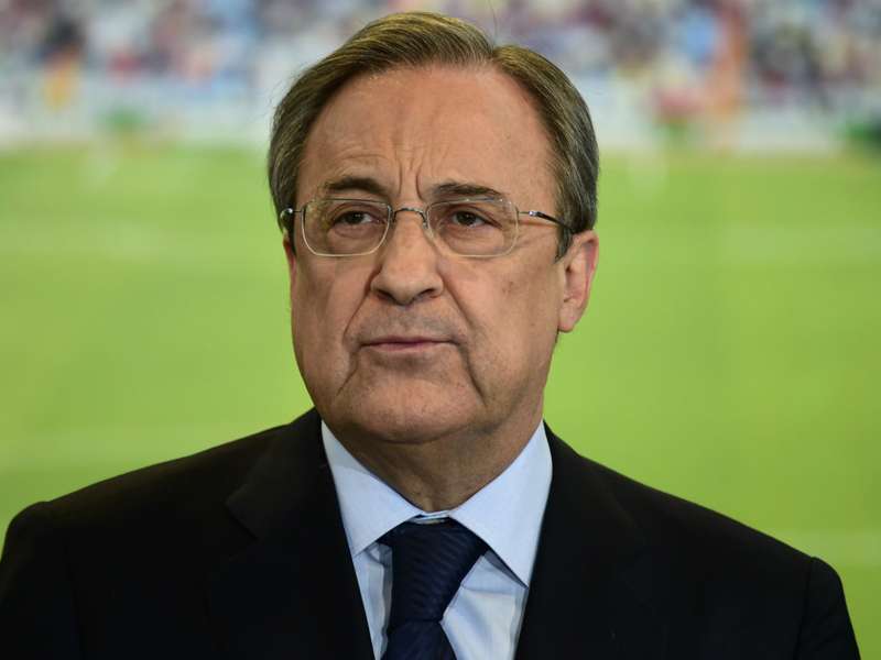 カタルーニャでファンイベントに参加したマドリー会長 もう次のcl優勝考えている Goal Com