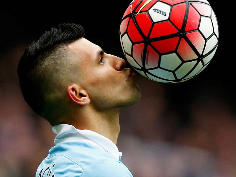 Aguero gets hero Fifa Ultimate Team card... but how does ...
