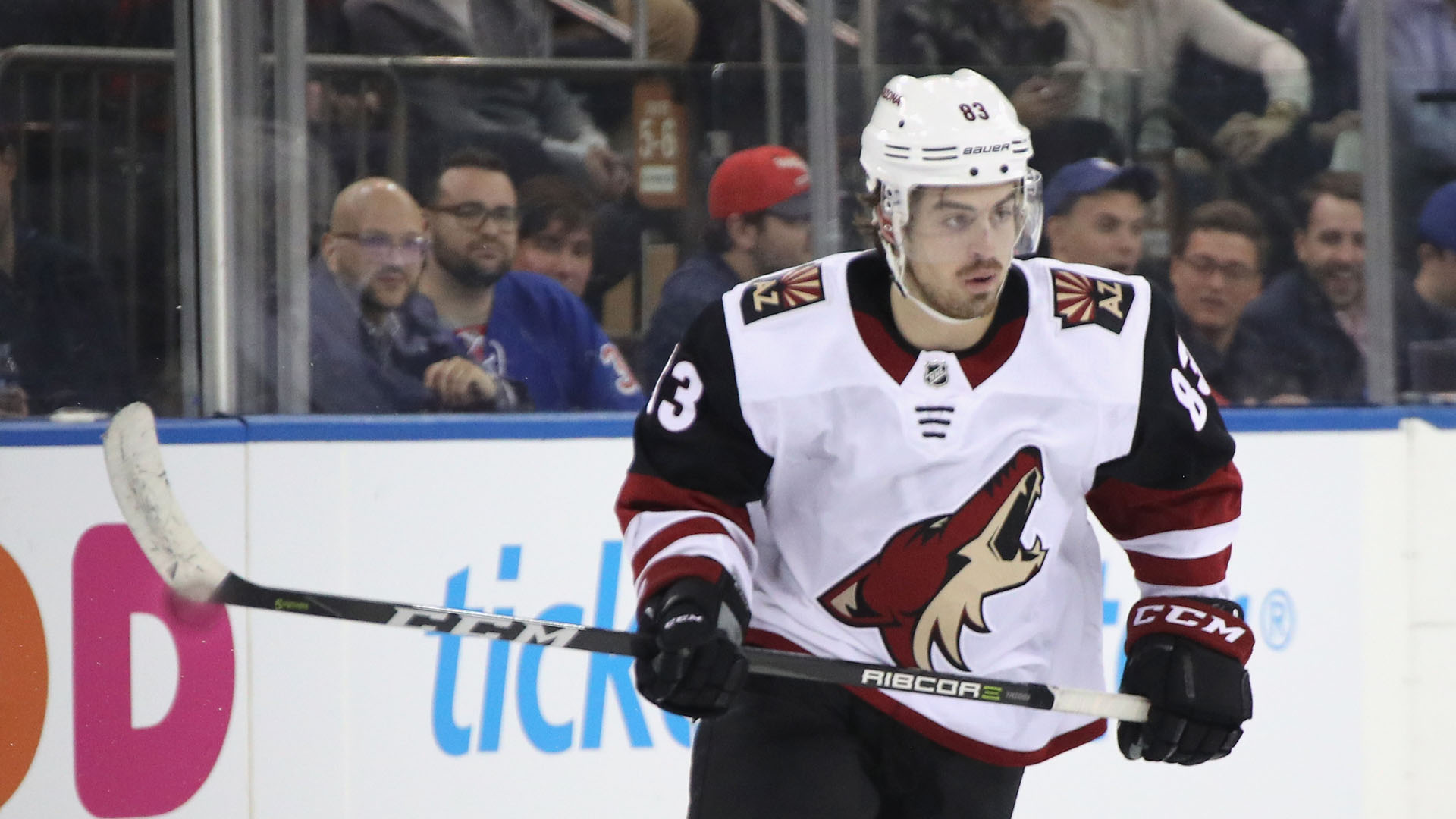 Watch Coyotes F Conor Garland score with his face ...