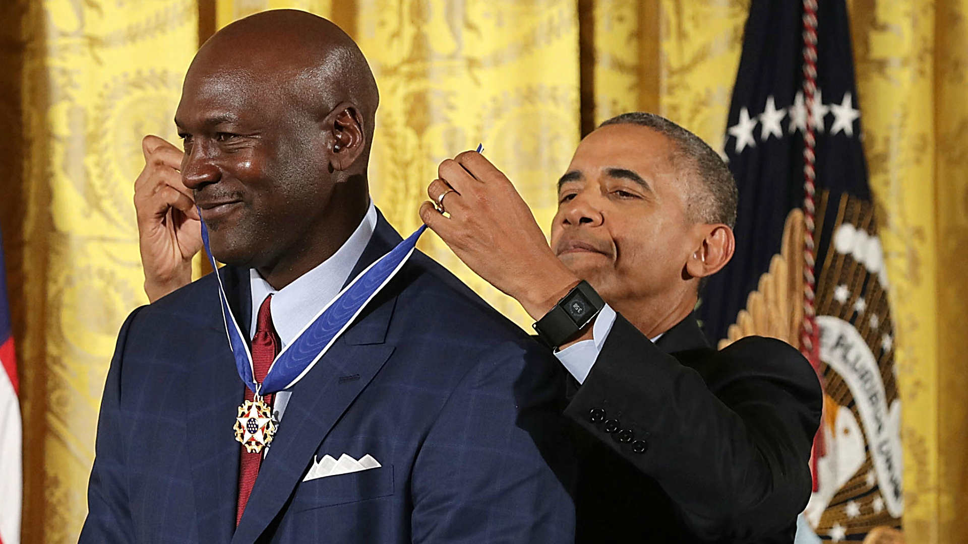 Obama presents Michael Jordan with medal freedom | Sporting