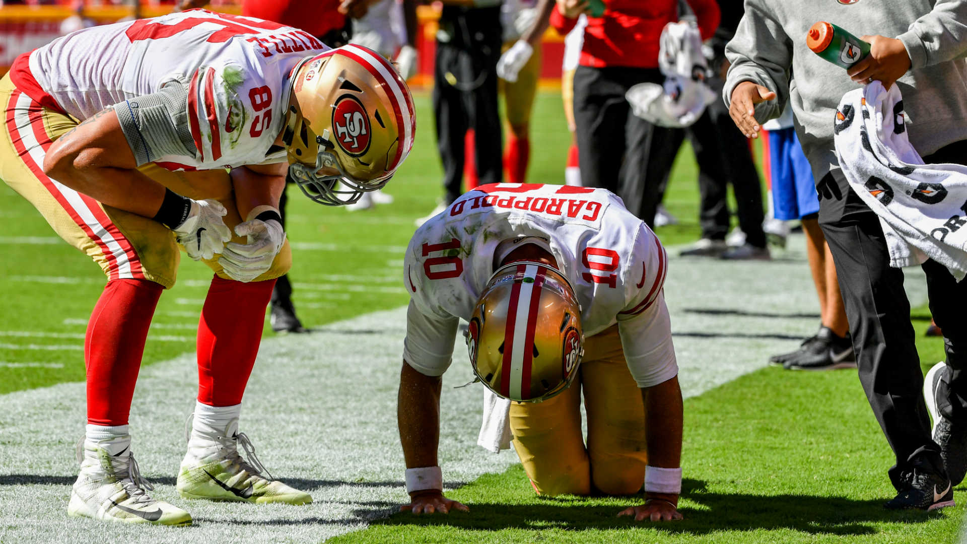 49ers Fear Qb Jimmy Garoppolo Has Torn Acl Sporting News Canada 49ers Fear Qb Jimmy Garoppolo Has Torn Acl Sporting News Canada