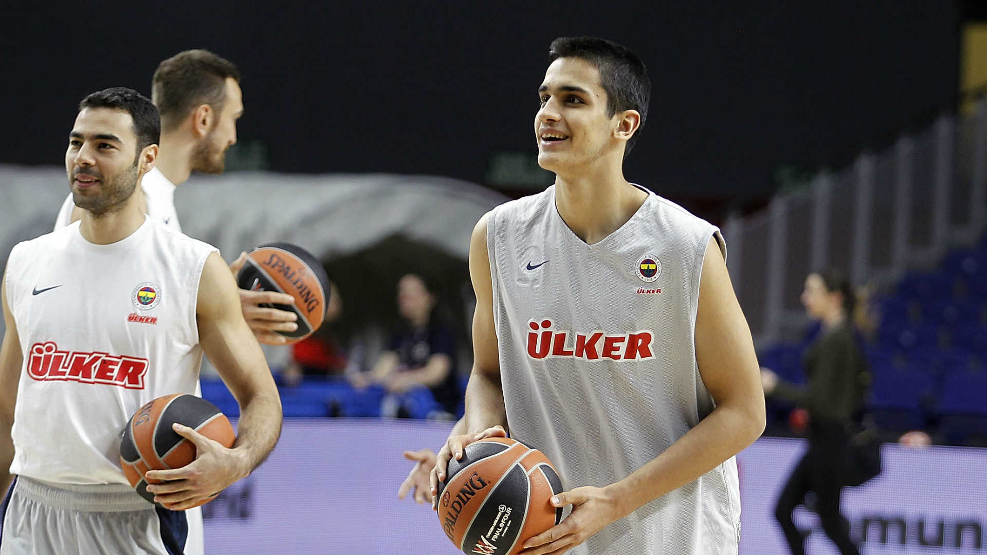 Fivestar 7footer Omer Yurtseven signs with N.C. State Sporting News