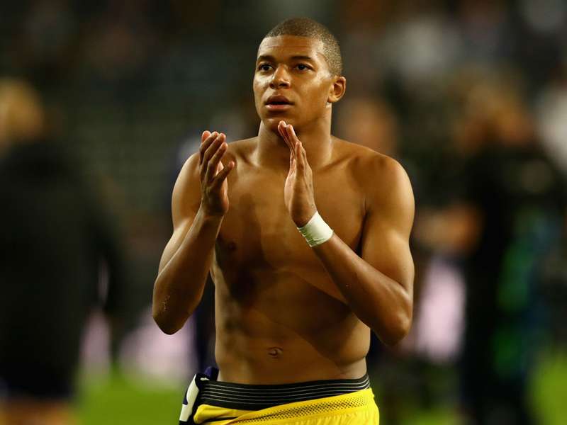 Golden Boy Kylian Mbappe Siegt Vor Ousmane Dembele Goal Com