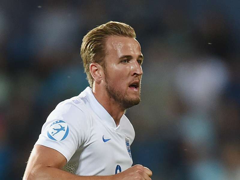 Harry Kane Flattered By Manchester United Interest Goal Com