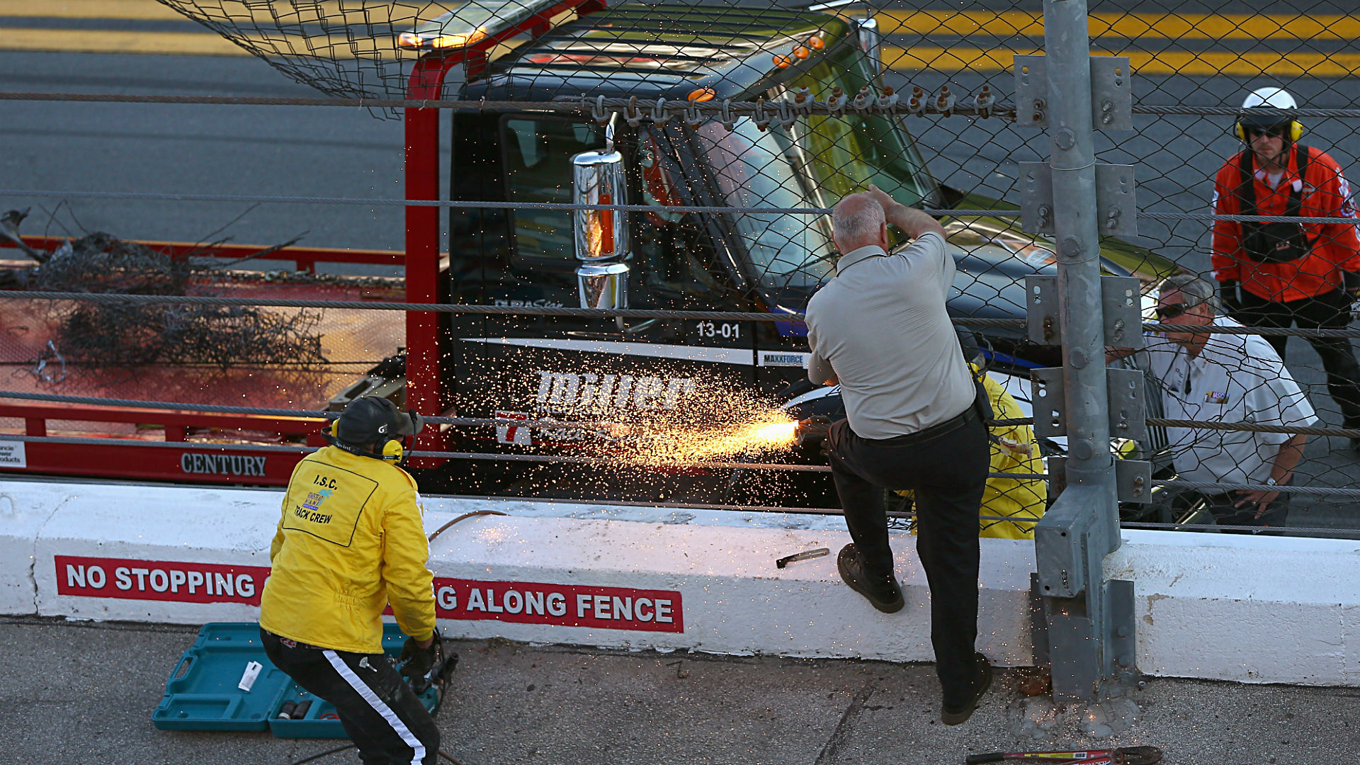 NASCAR tracks making plans to add SAFER barriers to reduce injuries Sporting News Australia