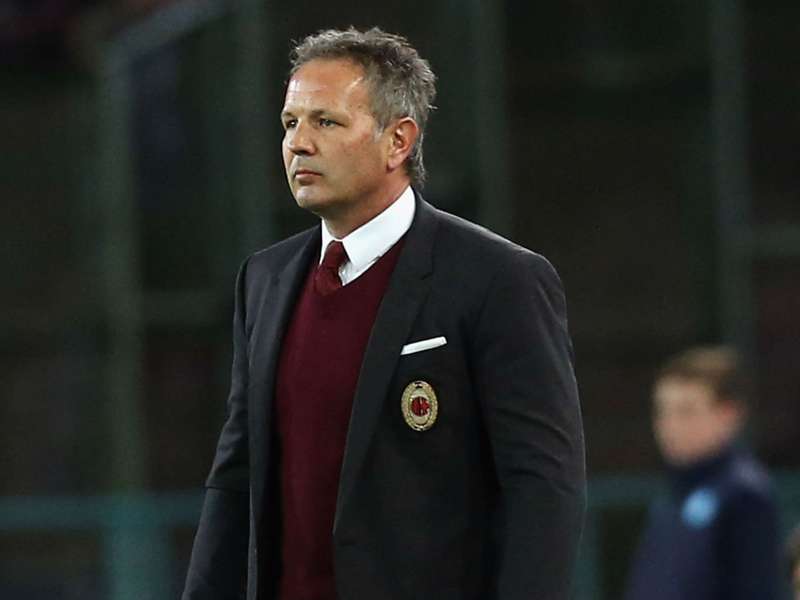 Sinisa Mihajlovic Ac Milan Can Finish Third In Serie A Goal Com