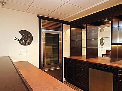 Take A Tour Of Aaron Hernandez S 1 5 Million House That Is For Sale Sporting News