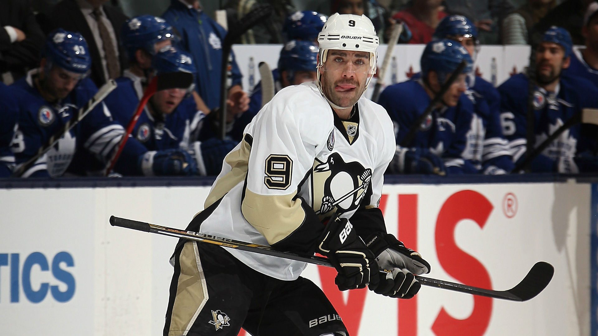 Penguins' Pascal Dupuis sidelined for rest of season with blood clots