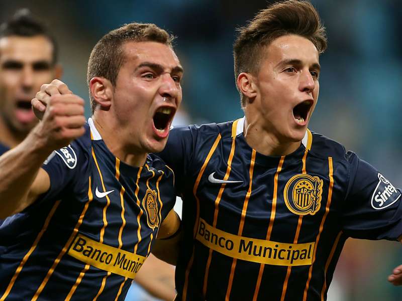 Rosario Claim Away Advantage Corinthians Hold Nacional Goal Com