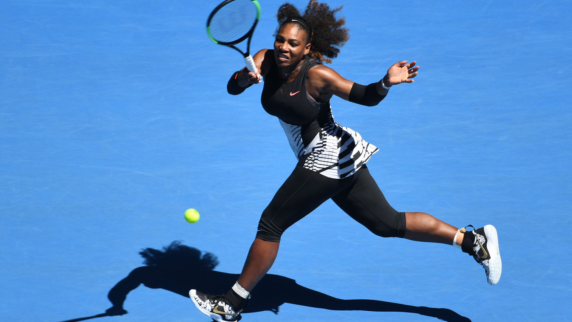 Serena Williams Powers Into Australian Open Last 16 Sporting News