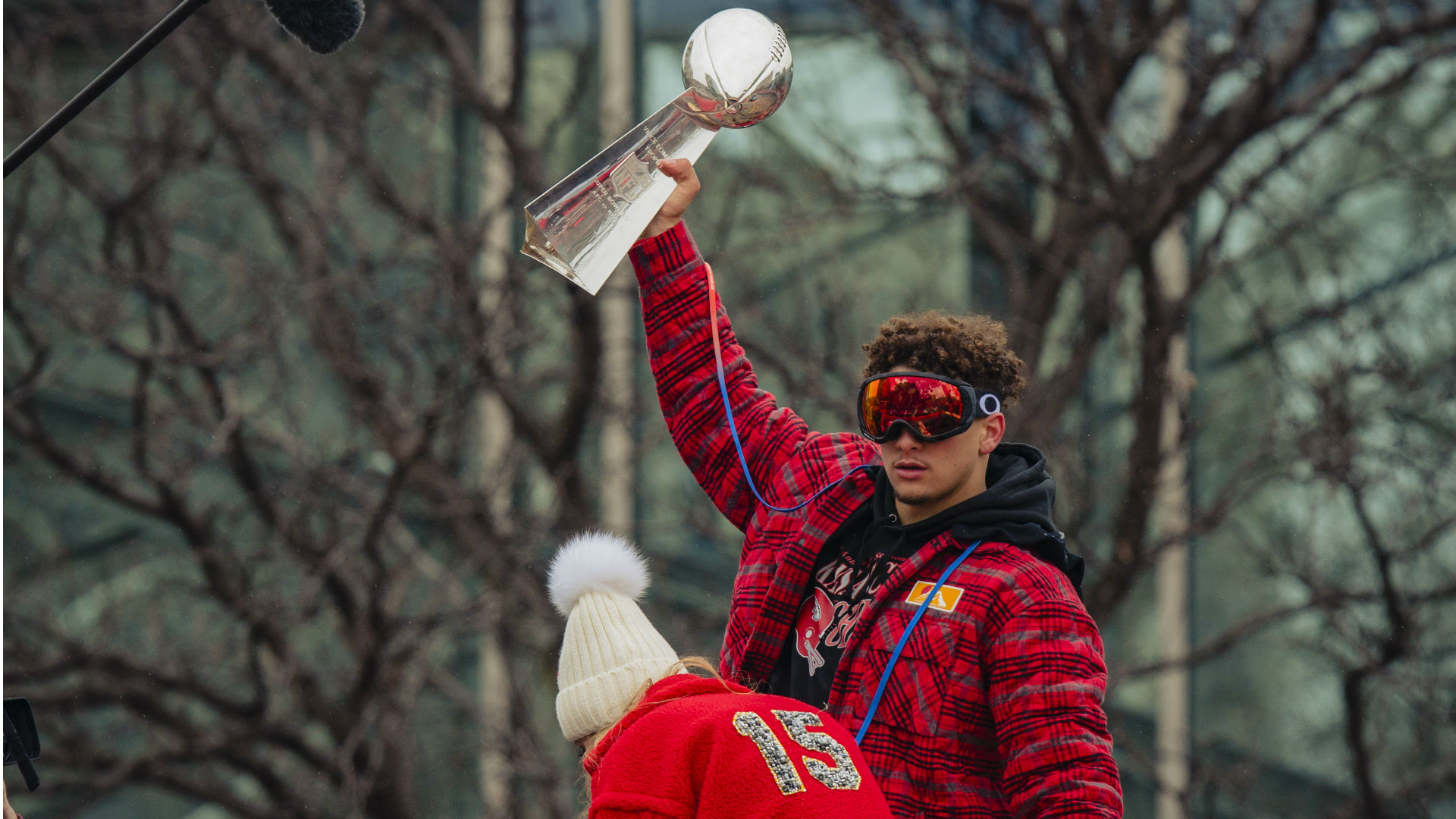 Patrick mahomes contract chiefs quarterback chasing a dynasty after 