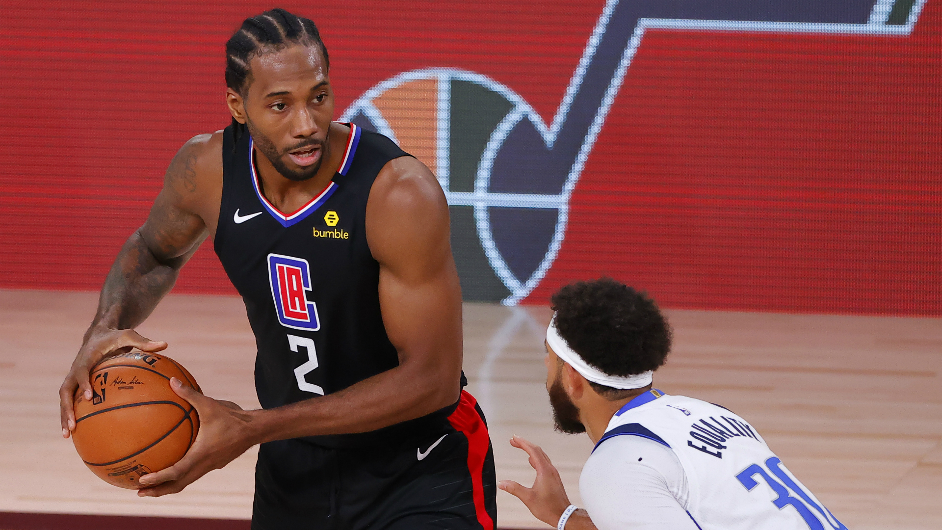 Kawhi Leonard acaba con las aspiraciones de Doncic