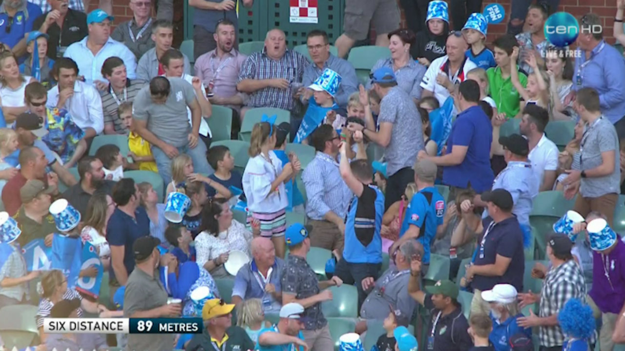 WATCH Fan struck by ball in BBL Sporting News Australia