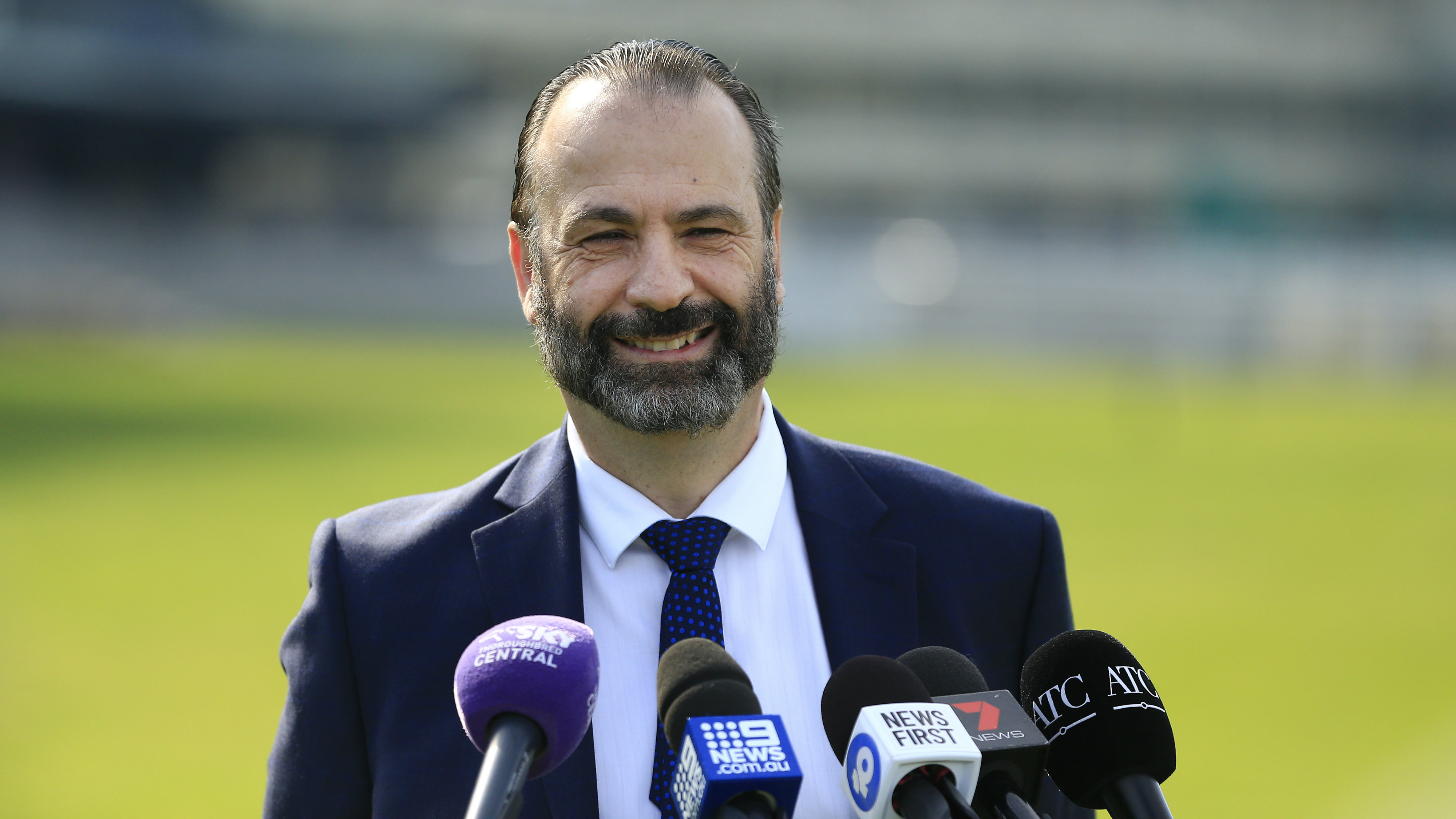 Peter V'landys reveals resort in Townsville has offered to host all 16