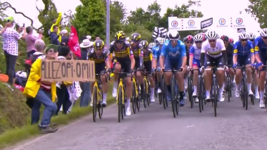 Tour de France 2021: Spectator with sign causes huge crash on stage one - Vimarsana News
