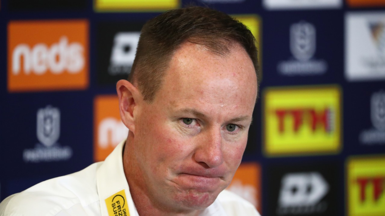 Titans vs Rabbitohs: Justin Holbrook questions referees ...