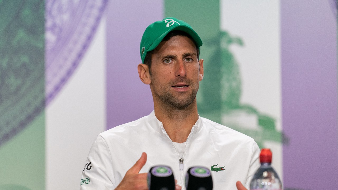 Posisi vaksin COVID-19 Djokovic di bawah tekanan dari tantangan Australia Terbuka Nadal-Woodbridge
