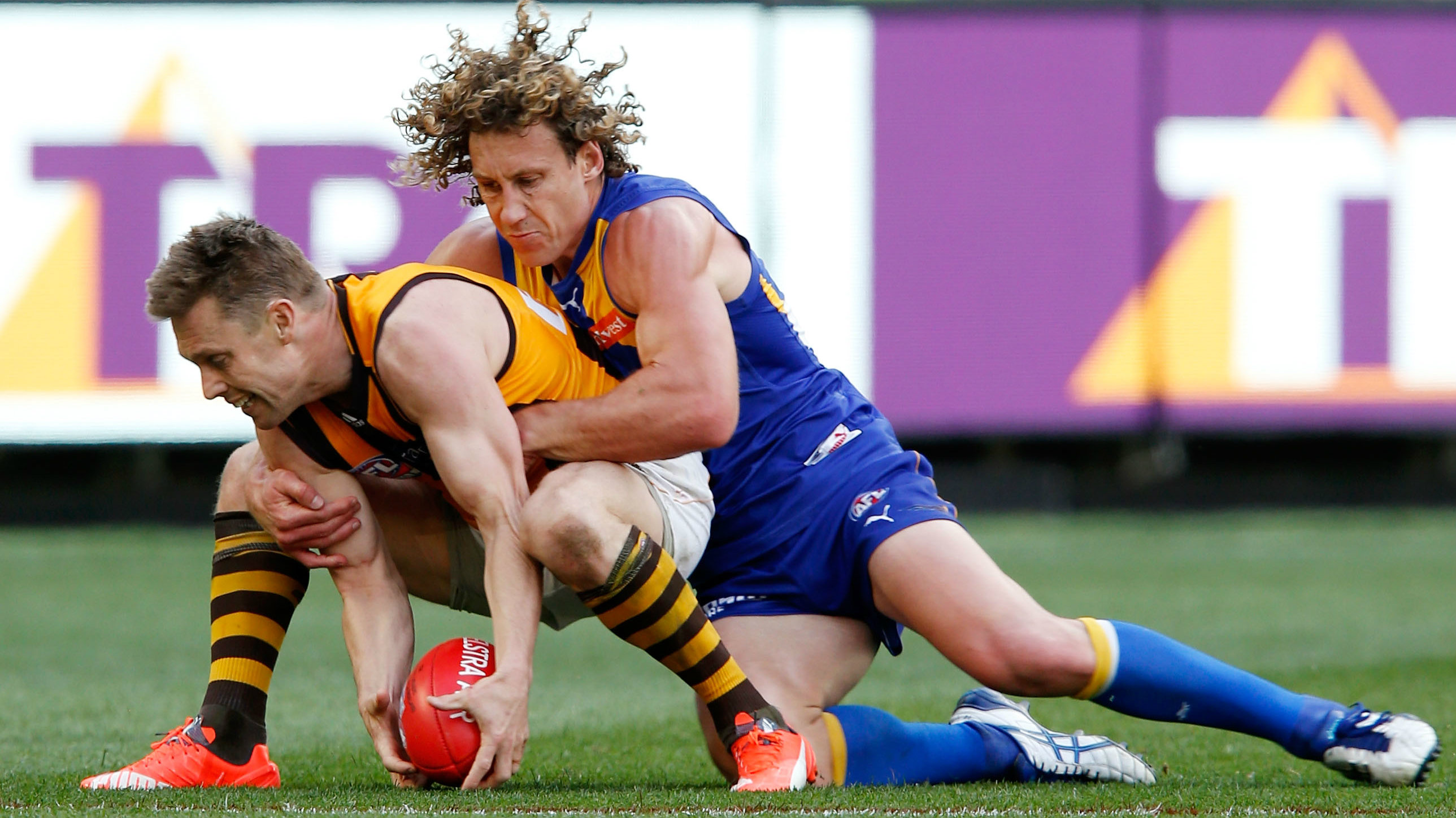 Sam Mitchell completes move to West Coast Sporting News Australia