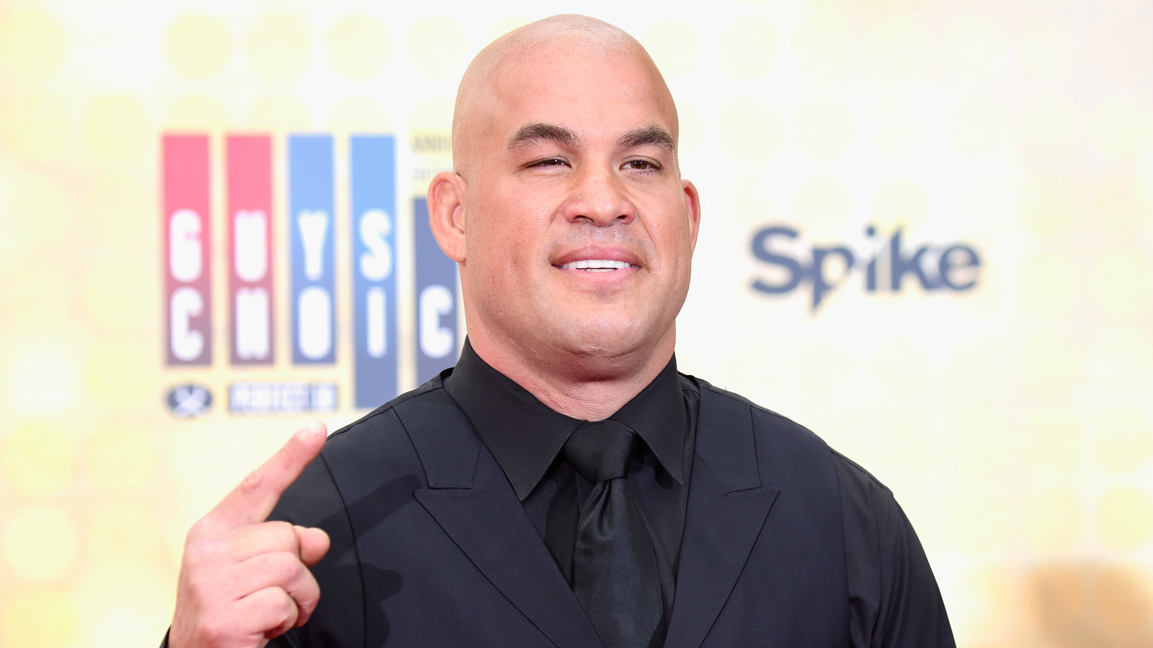 UFC Hall Of Famer Tito Ortiz To Fight Former WWE Star Alberto Del Rio ...